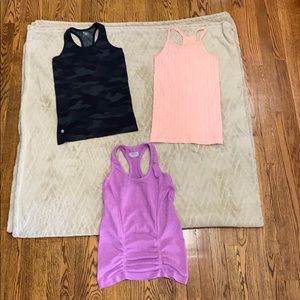 Athleta Tank Top Bundle Women’s size XS